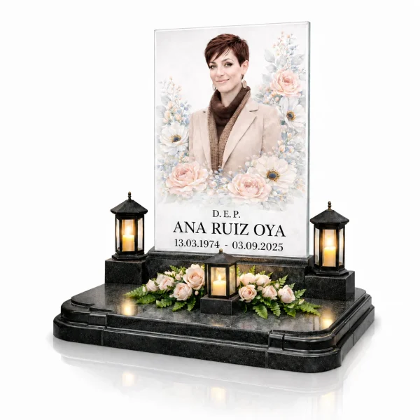 Placa de vidrio con nombre y fechas y retrato floral para lápida