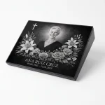 Placa conmemorativa de cristal con nombre, fechas y retrato para lápida