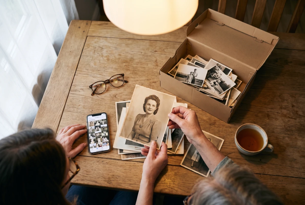 Foto en blanco y negro seleccionada para placa personalizada para lápida