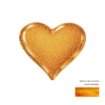 primer plano de la textura craquelada de un corazón de vidrio amarillo